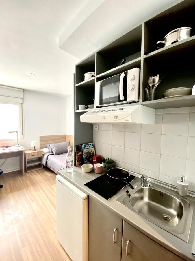 Micampus Malaga Student Residence Exterior photo